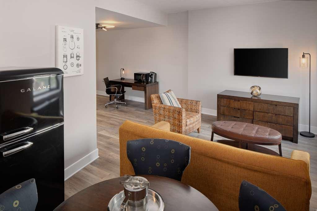 Hotel Watt Tapestry Collection By Hilton