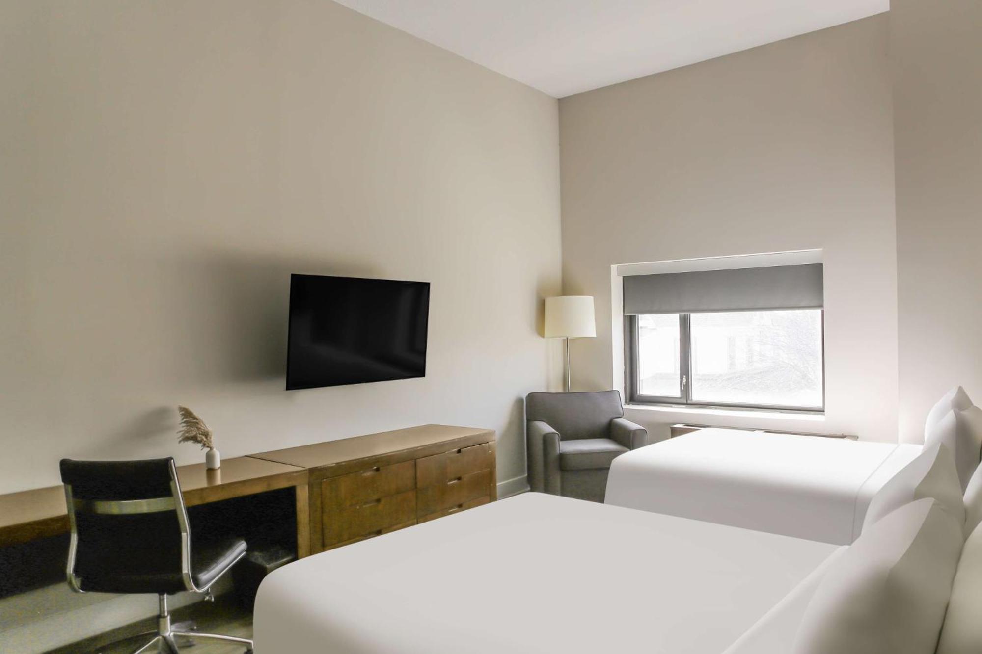 Watt Tapestry Collection By Hilton Hotel 4*
